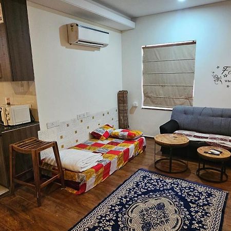 Aarju Luxurious Stay 칼랑굿 외부 사진
