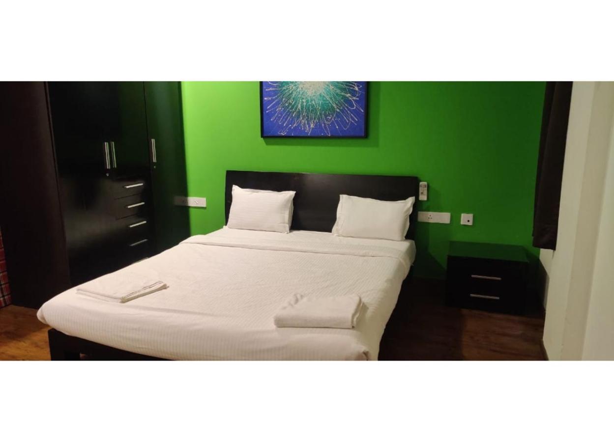 Aarju Luxurious Stay 칼랑굿 외부 사진