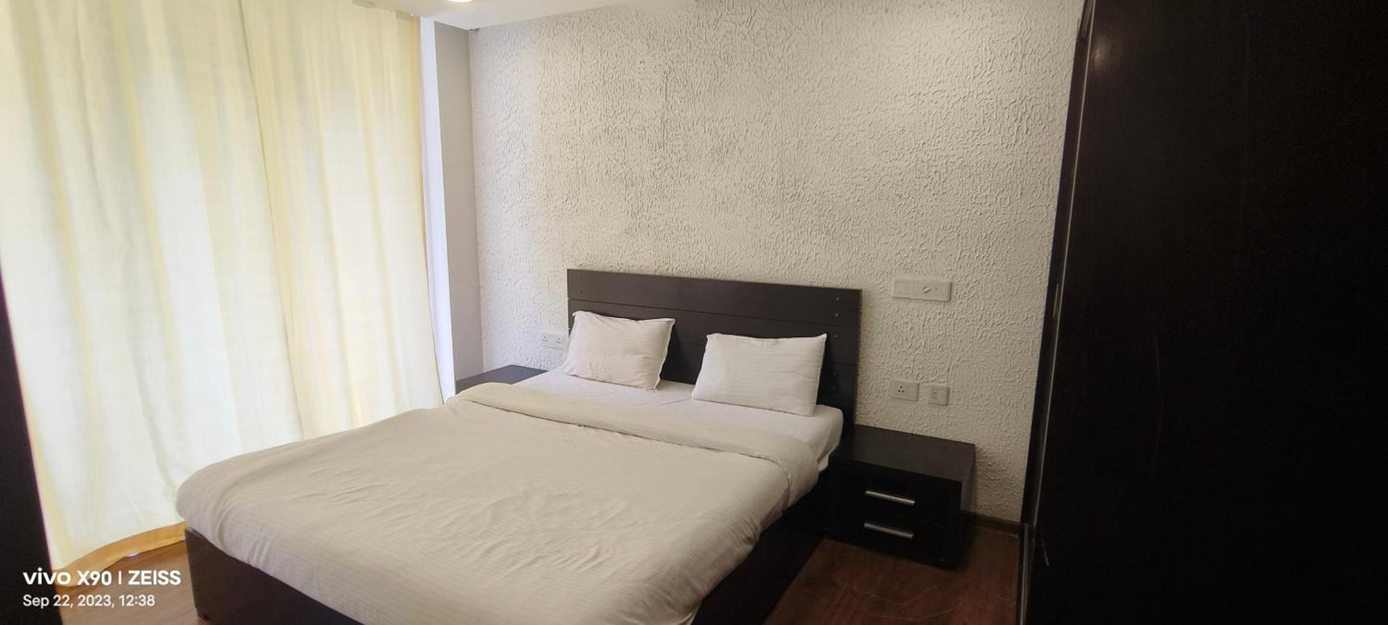 Aarju Luxurious Stay 칼랑굿 외부 사진